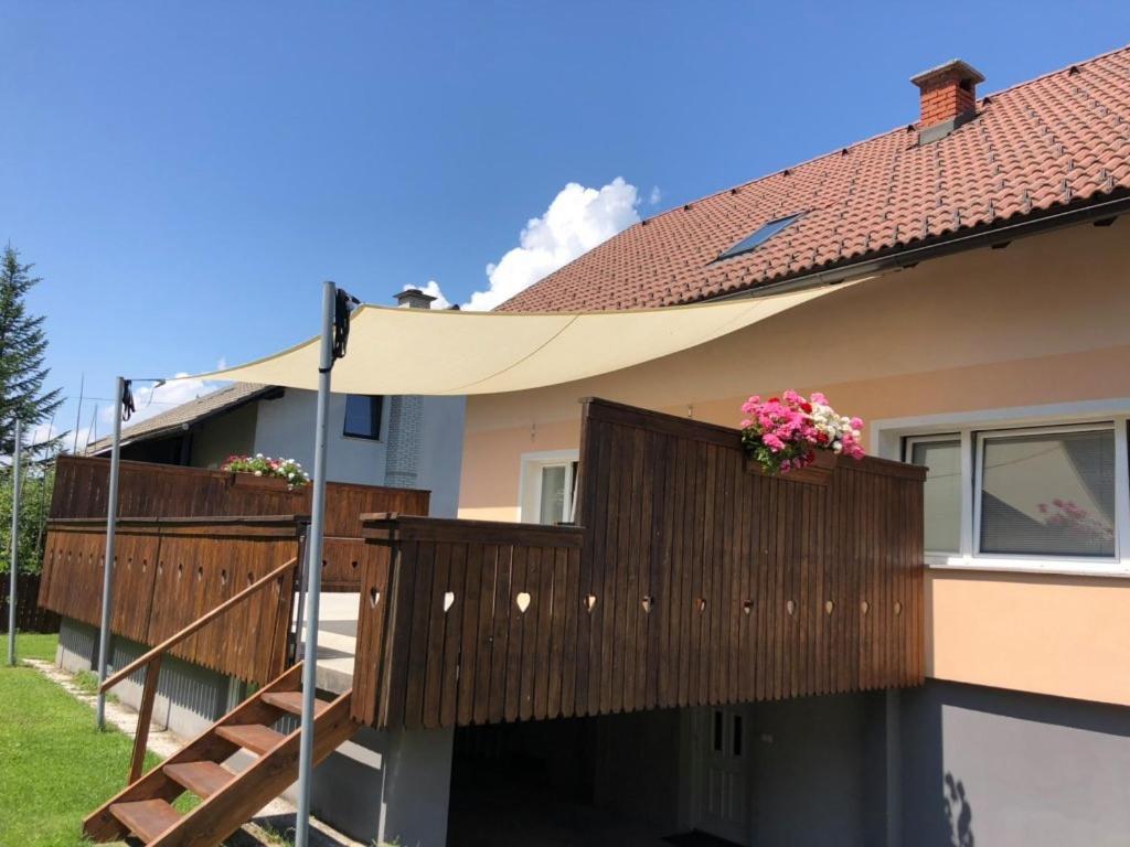 Apartma Kreda Мойстрана Екстер'єр фото